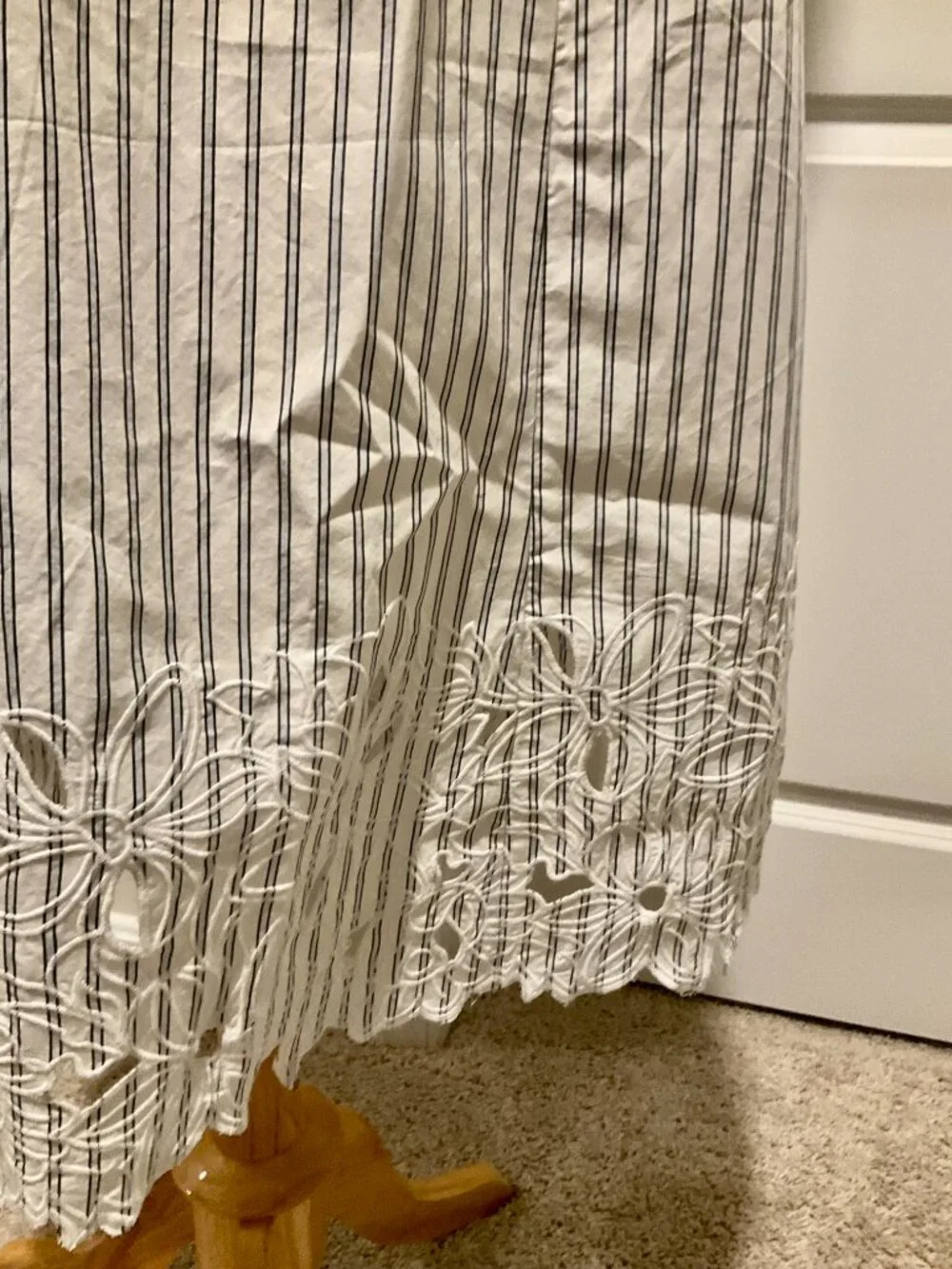j.crew embroidered pull-on midi skirt in striped cotton poplin. size: l.